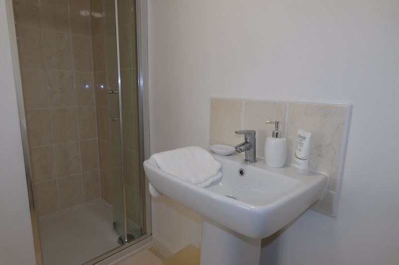En-Suite- click for photo gallery